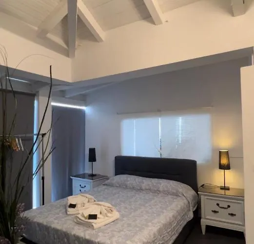 Luxury Loft In !!! * פורטו הלי